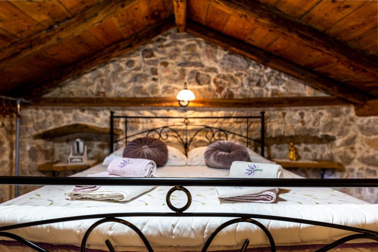 Parona Holiday Home เวอร์บนิค ภายนอก รูปภาพ
